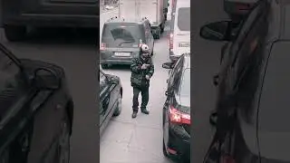 Кого только не встретишь в этом прекрасном городе Ростов #shortvideo