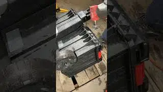 PĘKNIĘTY QBRICK