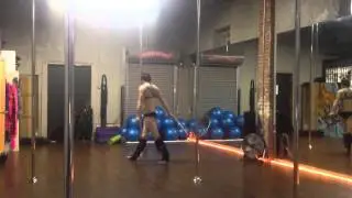 Venom Lee male pole dancer training for nude art 11