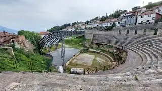 Eine Zeitreise zum Antiken Theater von Ohrid: Echoes of History 🏛️🎭