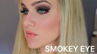 Smokey Eye to make BLUE eyes POP (: