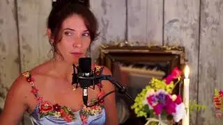 SOOTHING SINGING AND PIANO 💕