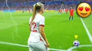 Quand la Femme Joue Au FOOT , des fails Incroyable mdr