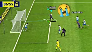 MESSI MISSING AN OPEN GOAL - He is 100 Rated 😭