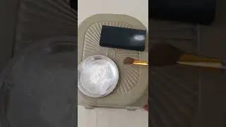 Latent Fingerprint Development with Household Powder  