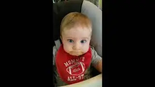 10-2019 ......The way Corbin eats......