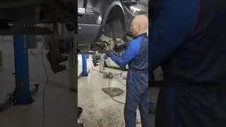 Замена подшипника ступицы, когда закис привод. RANGE ROVER EVOQUE
