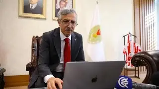Vali Ünlüer, Anadolu Ajansının Yılın Kareleri Oylamasında Tercihini Yaptı