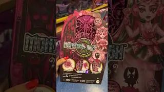 I Found Skulltimate Secrets Series 4 Draculaura