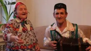 Татар эбисе матур жырлый! 😍😀😱