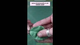 Sugarflowers, Using Apple Leaf Veiner: How to Wire / Vein Foliage #shorts