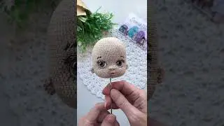 Головка для куколки с вращающимися глазками 