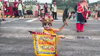 【 2024屏東南州溪州代天府甲辰正科南州迎王平安祭典 】～06 第一日遶境 巷仔內宣靈會 小小家將 架勢十足 2024/11/14