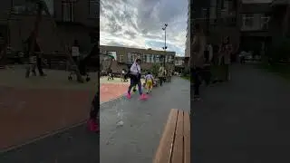 Мыльно-пузыринный двор 😶‍🌫️ #двойняшки #двойняшкиалиевы