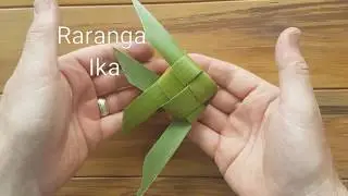 Raranga Ika - How to make a simple fish out of flax