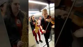 И так каждое утро. Балканская музыка