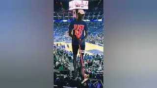 Khaby cleans the stadium 😱😱😱