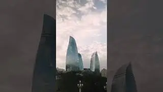Баку - идеальное направление для путешествия. Бронируйте билеты на job.airastana.com  