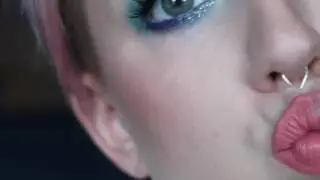 Pops of color for Ariana Grande
