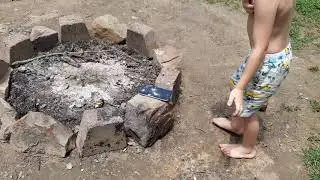 iPhone 6 plus catches FIRE.....when hammered