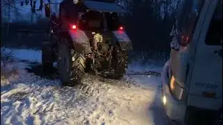 Мужик в Шоке на Автомобиле Хендай. Попал в полную задницу. Трактор Мтз-82 старается, но 😢 УВЫ.