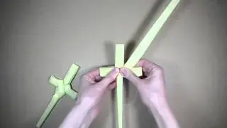 Palm folding: How to make a palm cross