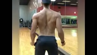 GOYANGAN ABANG SIXPACK BIKIN BASAH