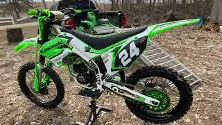 Part 5 - 2005 KX 125 complete restoration with unique colors all white frame all black motor