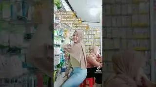 Tiktok jilbab semok