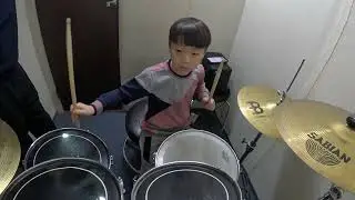 7살 똥깡아지 으르렁 드럼