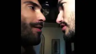 Gay Kissing 