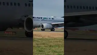 Westjet Boeing 737-7CT