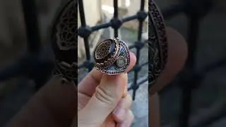Кольцо из серебра с ювелирной эмалью и гравировкой вензеля