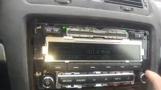 Магнитола Swing Skoda Octavia A5 Yeti 1Z0035161M Portugal Delphi