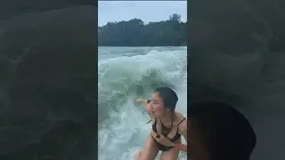 HAS THIS EVER HAPPENED TO YOU AT THE BEACH? 😅   @intercontinentalphuket