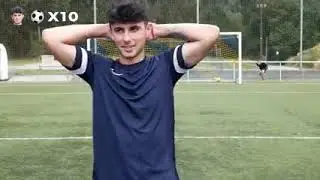 JUGANDO con BOTAS de TACOS en FÚTBOL SALA *horrible* - Xoan Ramos