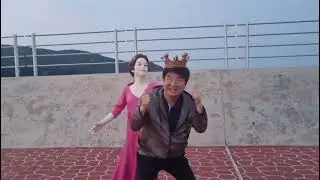 #오월의여왕추자도여인 #빨주노초파남보방파제 #추자도신양항저녁노을 발갛게 그을린 석양이 보고싶다.