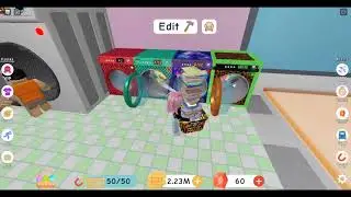 Messing around in Laundry Simulator in Roblox