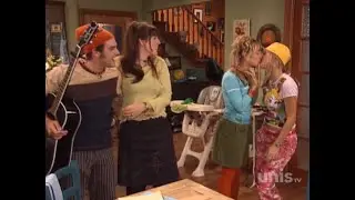 Ramdam la chanson du condom et baiser entre Marianne et Annabelle!