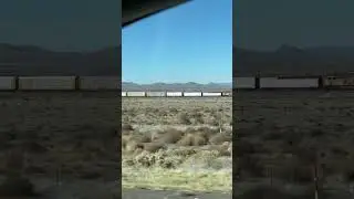 Поезд в пустыне