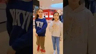 AU CENTRE COMMERCIAL