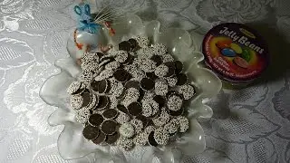 ASMR: Snowy Candy * Eating / Снежные конфеты * шепот [HROOM-HROOM]