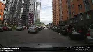 09.07.2016 14:22 Лен.Область, Мурино, Привокзальная площадь 3, к 2. Сбитый человек
