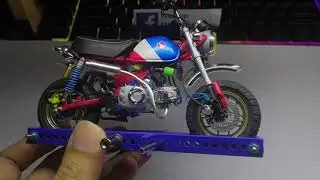 Custom Painted and Modified Honda Monkey 125 in 1/12 Scale