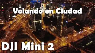 Volando el DJI Mini 2 en ciudad - Lima, San Isidro al atardecer