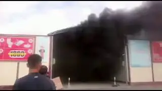 In Atyrau boutiques burn in the Dina market