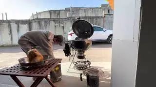 Курица на ростере и гриле Weber