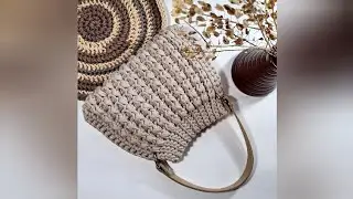 Вязаная мини-сумочка 