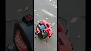 Достал тряпку из канализации.