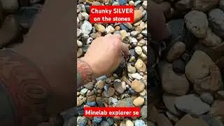 Big SILVER  #BEACHDETECTING #metaldetecting #minelabfind